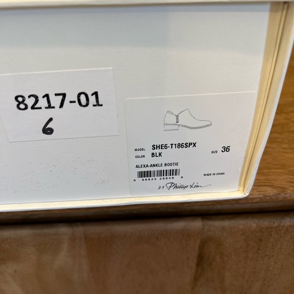 PRISTINE CONDITION- Phillip Lim Alexa leather ankle booties - Picture 9 of 10